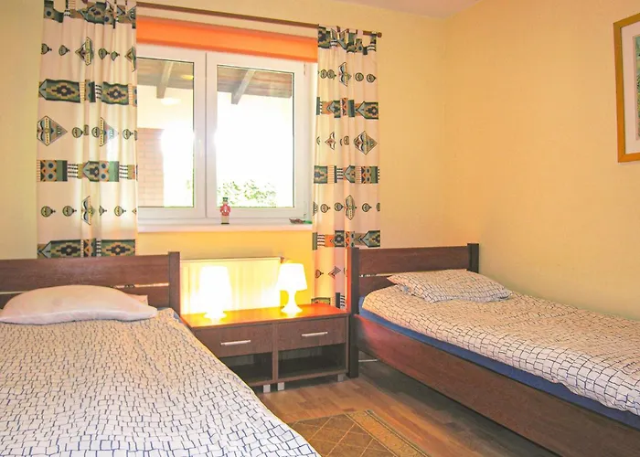 Holiday Home Wolsztyn Chorzemin Ferienhaus