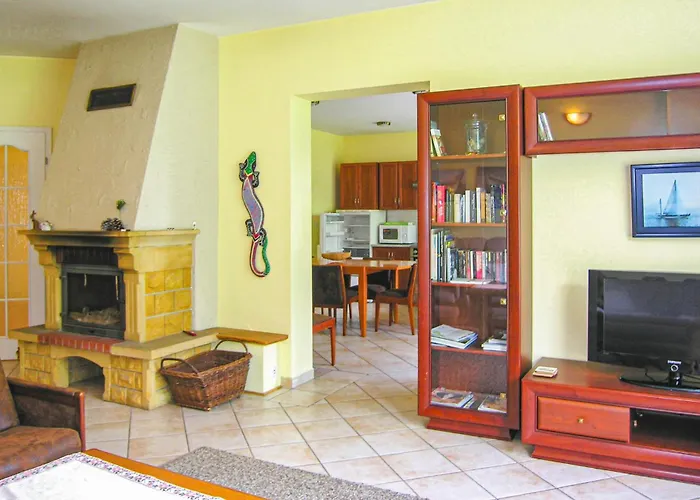 Ferienhaus Holiday Home Wolsztyn Chorzemin